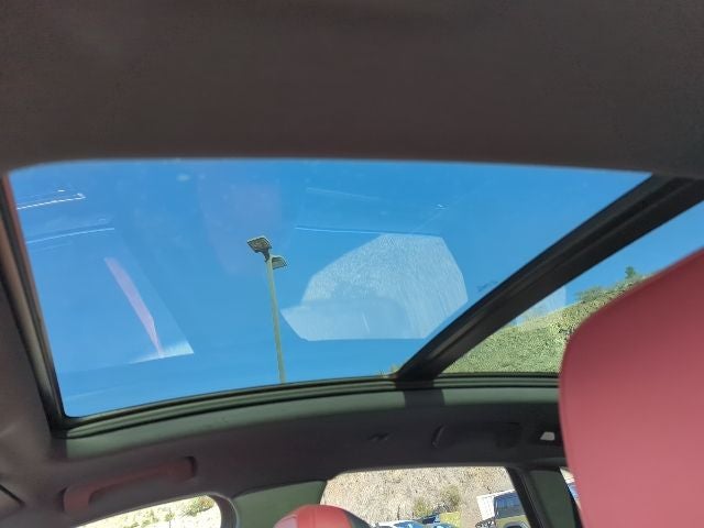 2025 Porsche Macan S